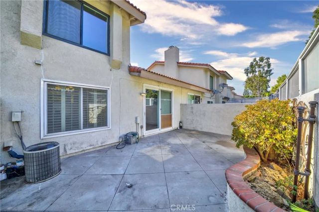 926 Whitewater, Fullerton, CA 92833