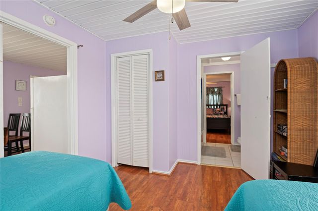 17423 Bristow Drive, Galveston, TX 77554
