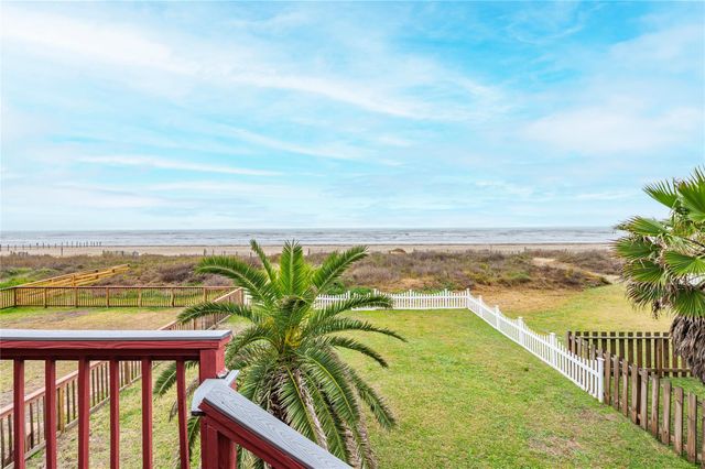 17423 Bristow Drive, Galveston, TX 77554