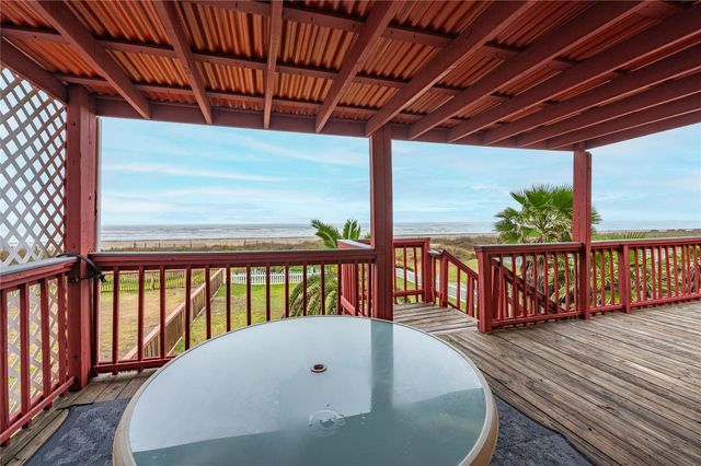 17423 Bristow Drive, Galveston, TX 77554