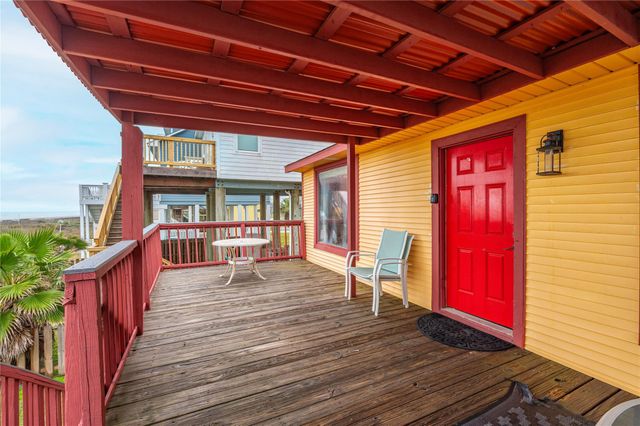 17423 Bristow Drive, Galveston, TX 77554