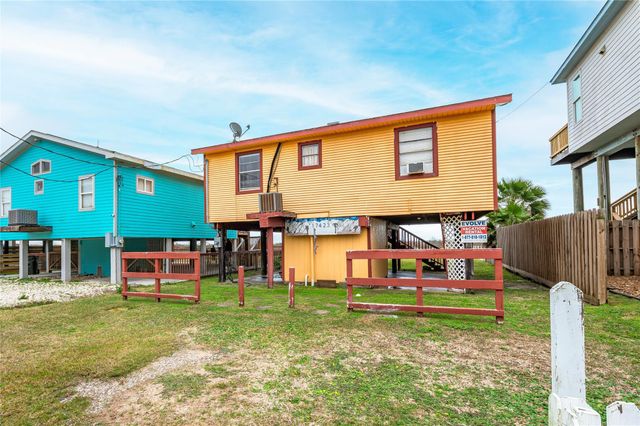 17423 Bristow Drive, Galveston, TX 77554