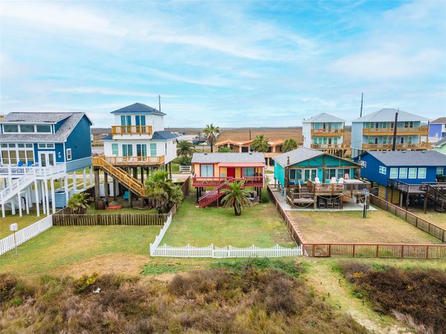 17423 Bristow Drive, Galveston, TX 77554
