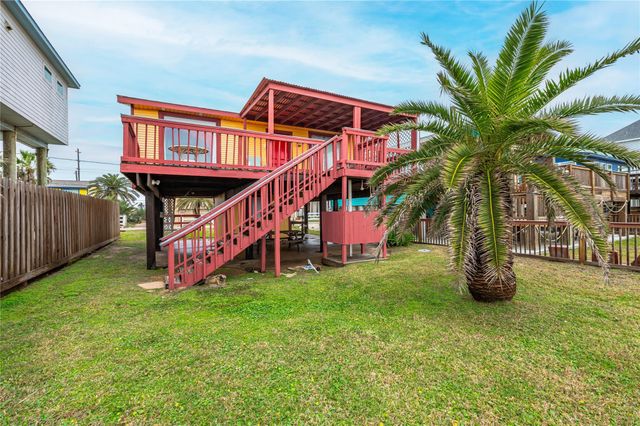 17423 Bristow Drive, Galveston, TX 77554