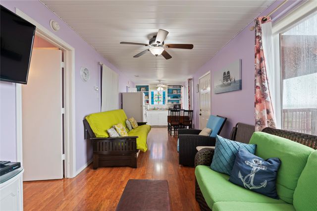17423 Bristow Drive, Galveston, TX 77554