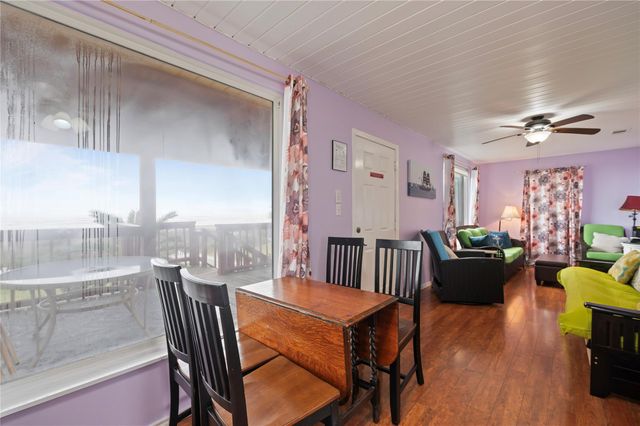 17423 Bristow Drive, Galveston, TX 77554