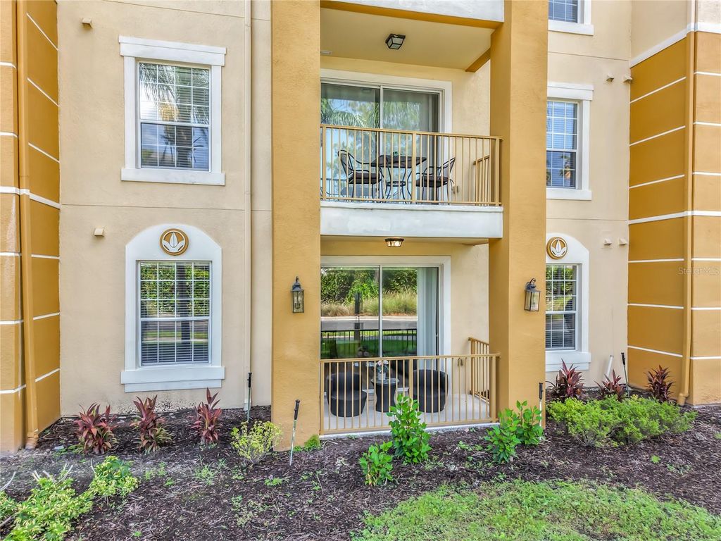 Image 1 of property listing at 4814 CAYVIEW AVENUE 10213, Orlando, FL 32819