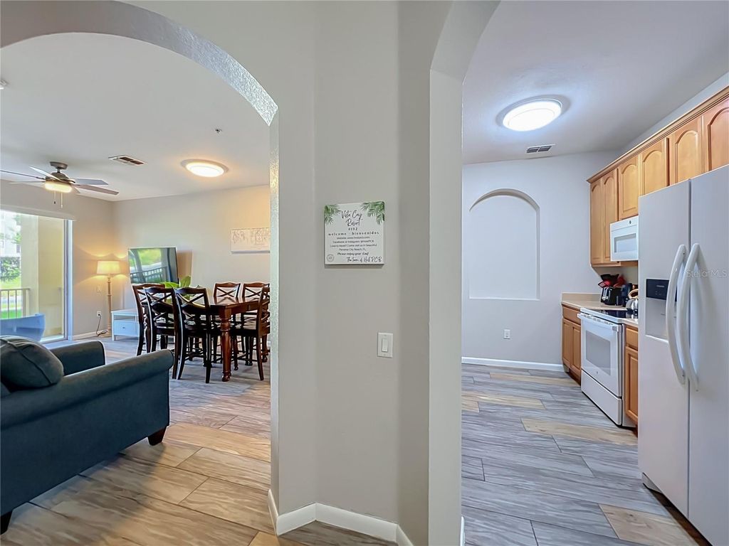 Image 16 of property listing at 4814 CAYVIEW AVENUE 10213, Orlando, FL 32819