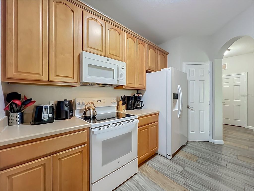 Image 17 of property listing at 4814 CAYVIEW AVENUE 10213, Orlando, FL 32819
