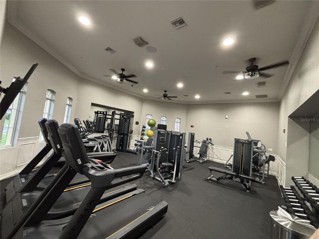 Image 43 of property listing at 4814 CAYVIEW AVENUE 10213, Orlando, FL 32819
