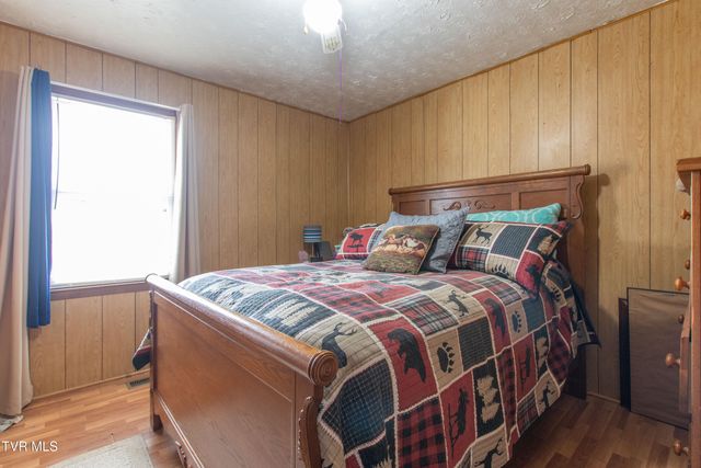 152 Shaw Street, Lebanon, VA 24266