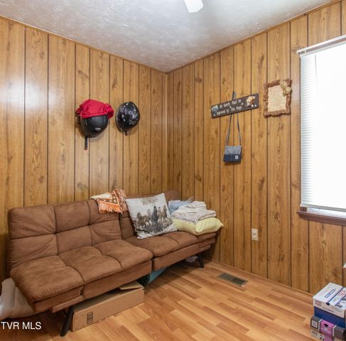 152 Shaw Street, Lebanon, VA 24266