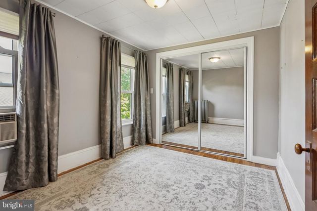 45 CARROLL AVE, Williamstown, NJ 08094