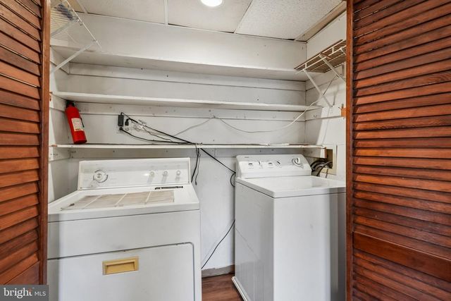 45 CARROLL AVE, Williamstown, NJ 08094