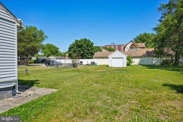 45 CARROLL AVE, Williamstown, NJ 08094