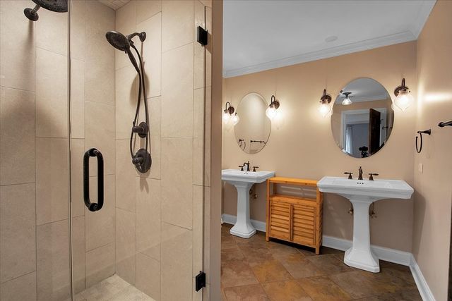 1002 Castilian Court 302, Glenview, IL 60025