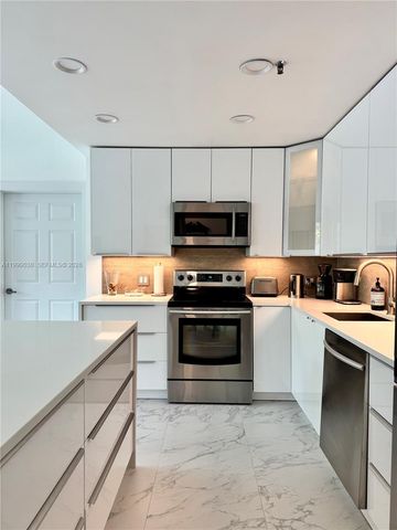 7800 Collins Ave 101, Miami Beach, FL 33141