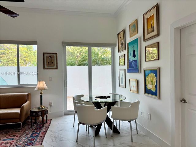 7800 Collins Ave 101, Miami Beach, FL 33141