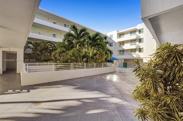7800 Collins Ave 101, Miami Beach, FL 33141