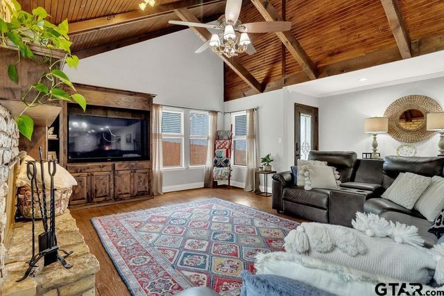 425 lakeview, Hideaway, TX 75771