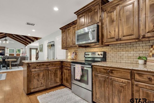 425 lakeview, Hideaway, TX 75771