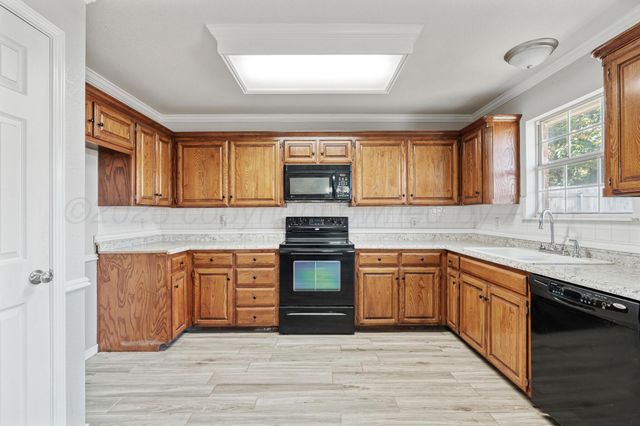 6114 RUTGERS Street, Amarillo, TX 79109