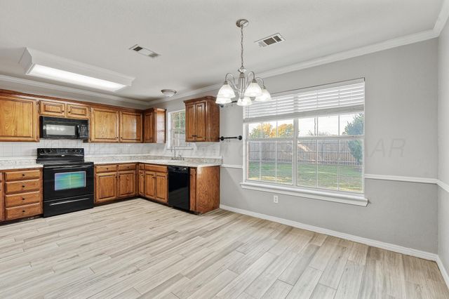 6114 RUTGERS Street, Amarillo, TX 79109