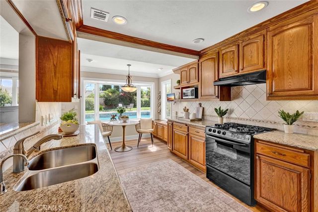 17552 Laurie Lane, Tustin, CA 92780