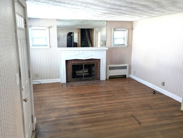 14 Hillside Road, Braintree, MA 02184