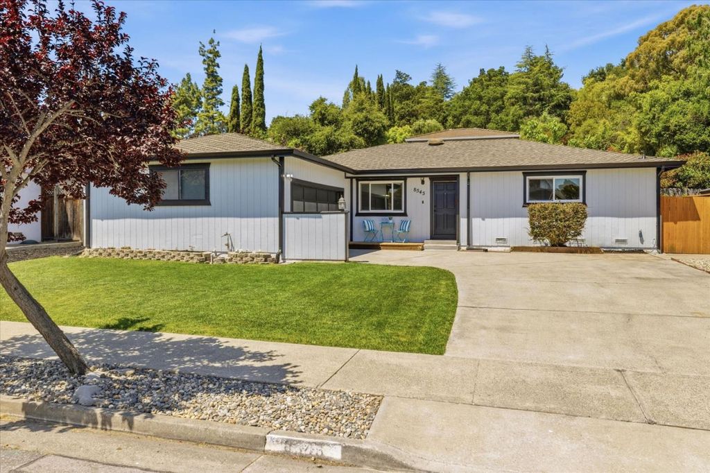 8545 Ousley Drive, Gilroy, CA 95020
