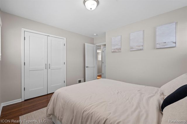 1809 Farnum Avenue, Royal Oak, MI 48067