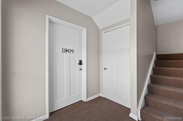 1809 Farnum Avenue, Royal Oak, MI 48067