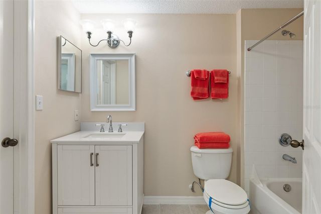 10000 SW 52ND AVENUE 68, Gainesville, FL 32608