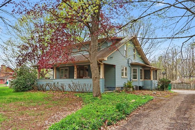 703 E Osterhout Avenue, Portage, MI 49002