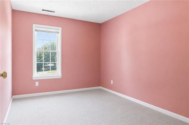 206 Weller BLVD, Virginia Beach, VA 23462