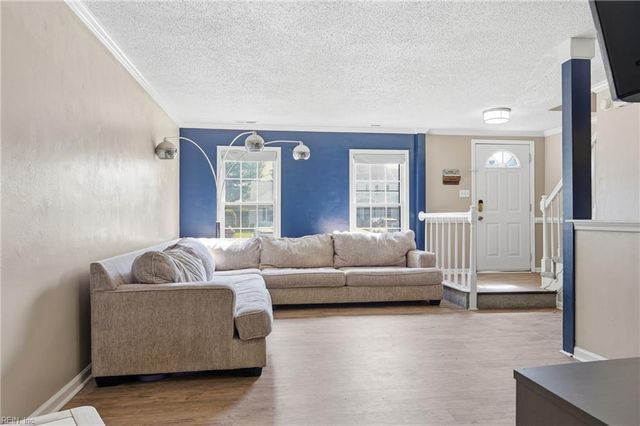 206 Weller BLVD, Virginia Beach, VA 23462