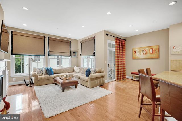 714 BRACEY LN, Alexandria, VA 22314