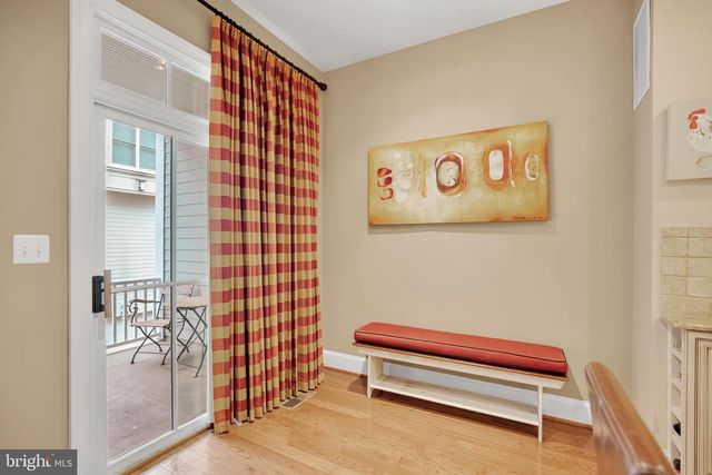 714 BRACEY LN, Alexandria, VA 22314