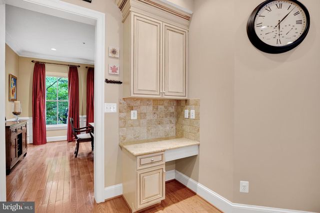 714 BRACEY LN, Alexandria, VA 22314