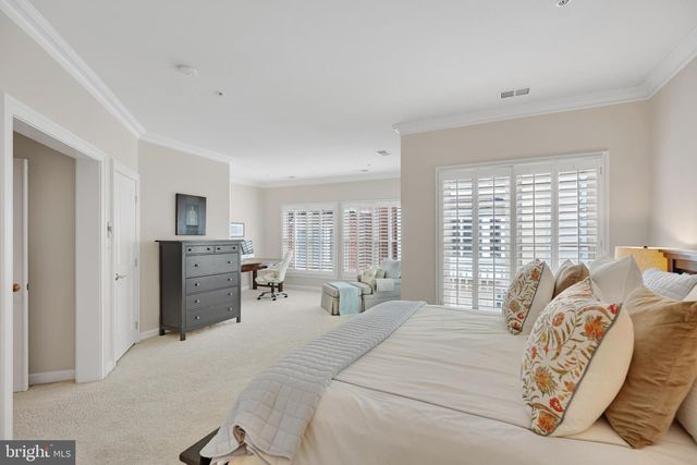 714 BRACEY LN, Alexandria, VA 22314