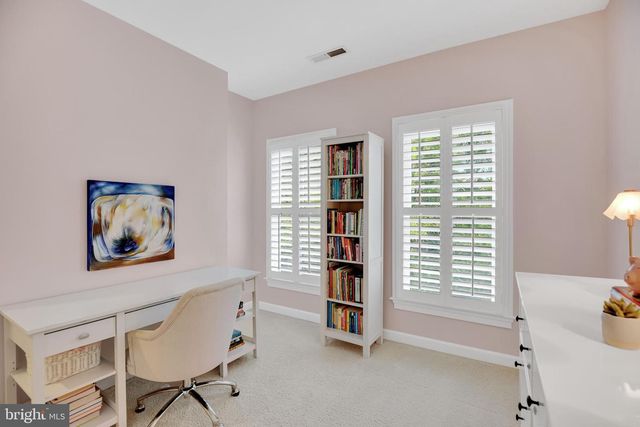 714 BRACEY LN, Alexandria, VA 22314