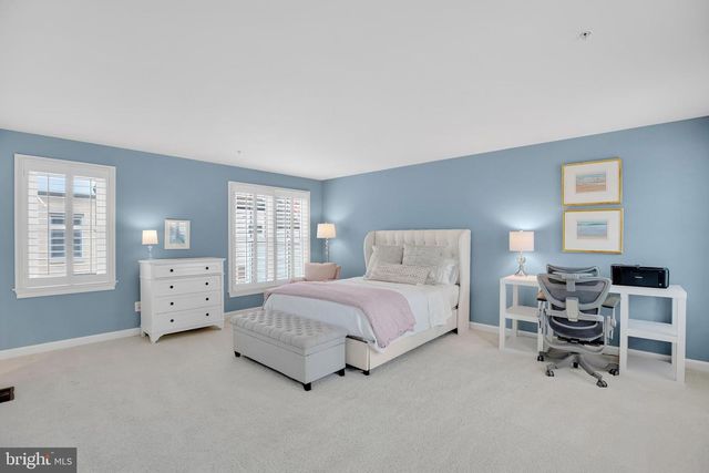 714 BRACEY LN, Alexandria, VA 22314