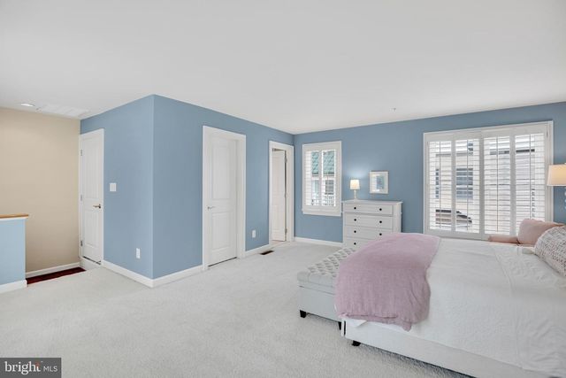 714 BRACEY LN, Alexandria, VA 22314