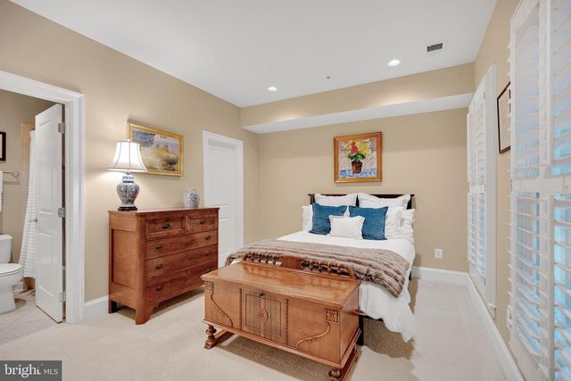 714 BRACEY LN, Alexandria, VA 22314