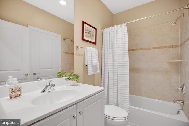 714 BRACEY LN, Alexandria, VA 22314