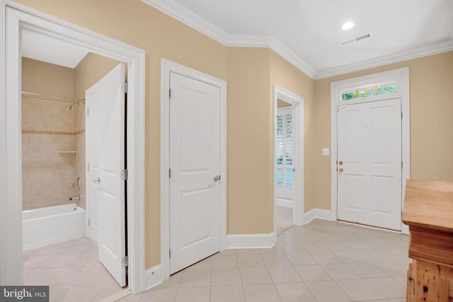 714 BRACEY LN, Alexandria, VA 22314
