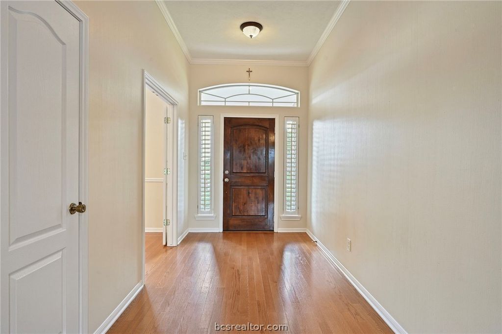 4911 Park Hampton Drive, Bryan, TX 77802 — photo 3