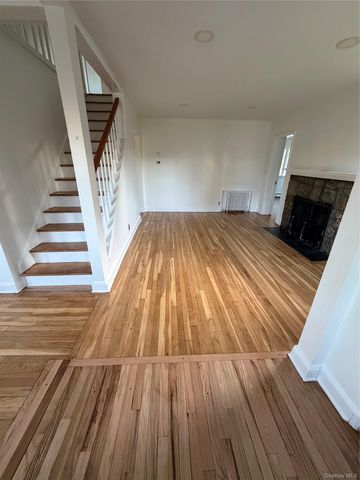 94 E Fenimore Street, Valley Stream, NY 11580