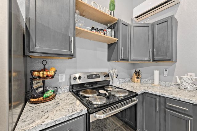 501 County Road 2298, Cleveland, TX 77327