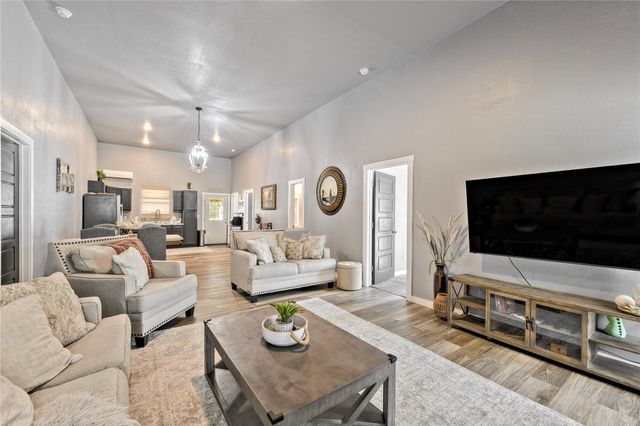 501 County Road 2298, Cleveland, TX 77327